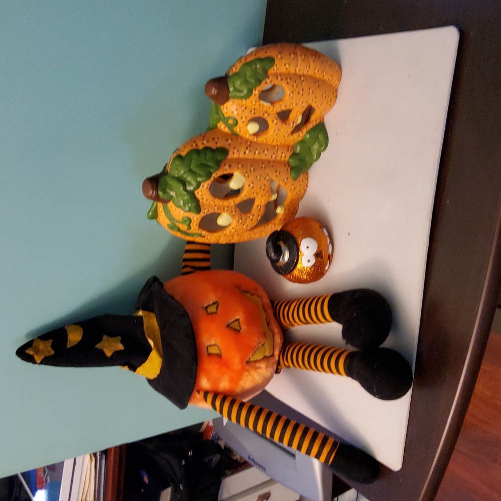 BUNDLE OF PUMPKINS